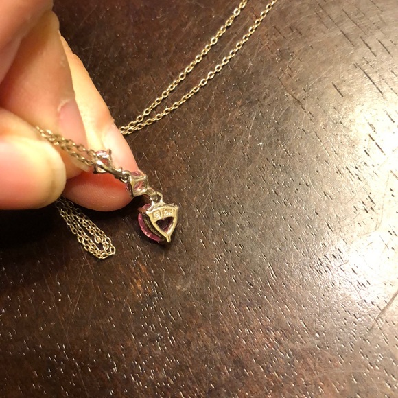 10k Pink Sapphire Heart pendant - Picture 5 of 6